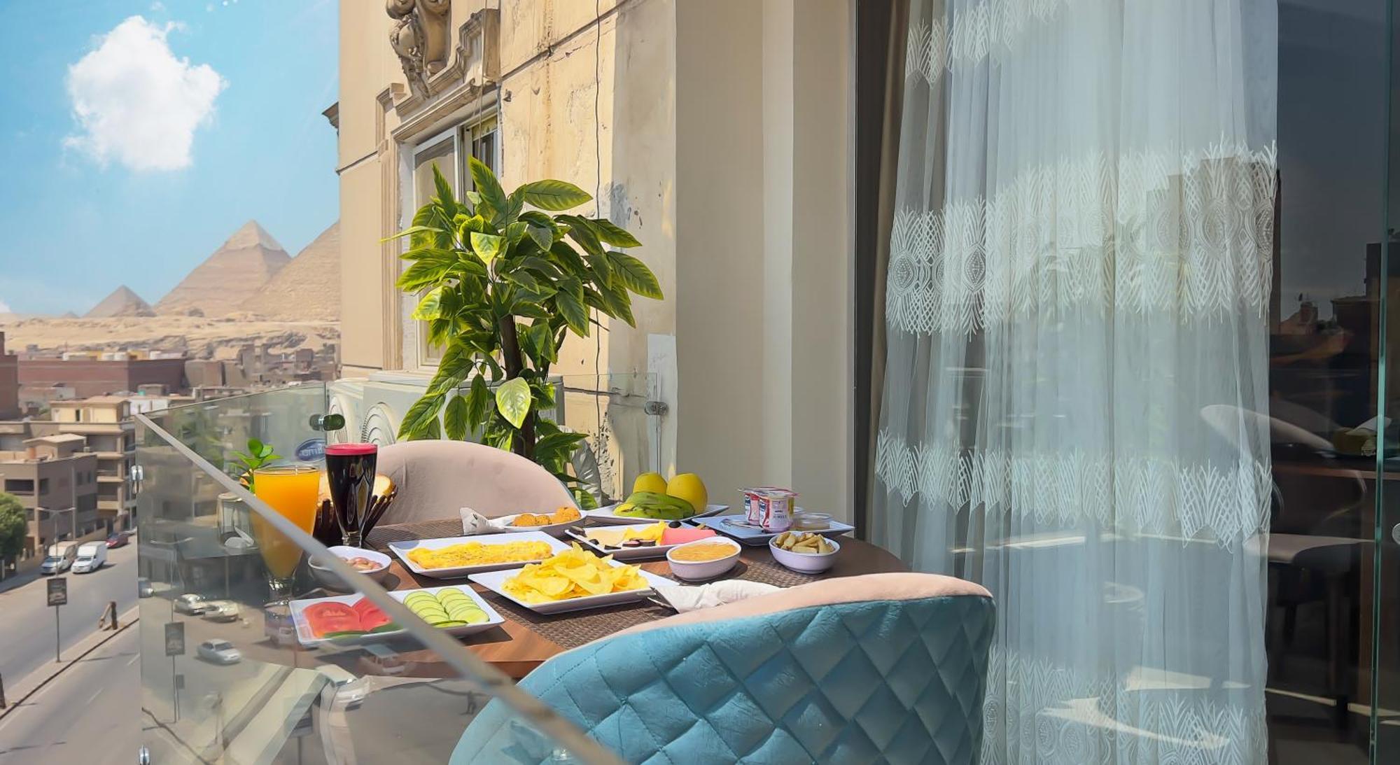 Bed and Breakfast Imperial Pyramids Heights View Nazlet el-Sîsi Esterno foto