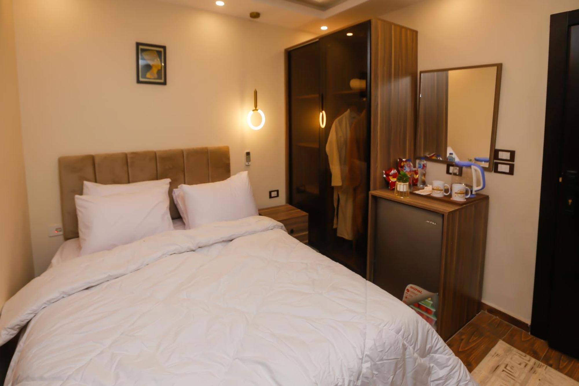 Bed and Breakfast Imperial Pyramids Heights View Nazlet el-Sîsi Esterno foto