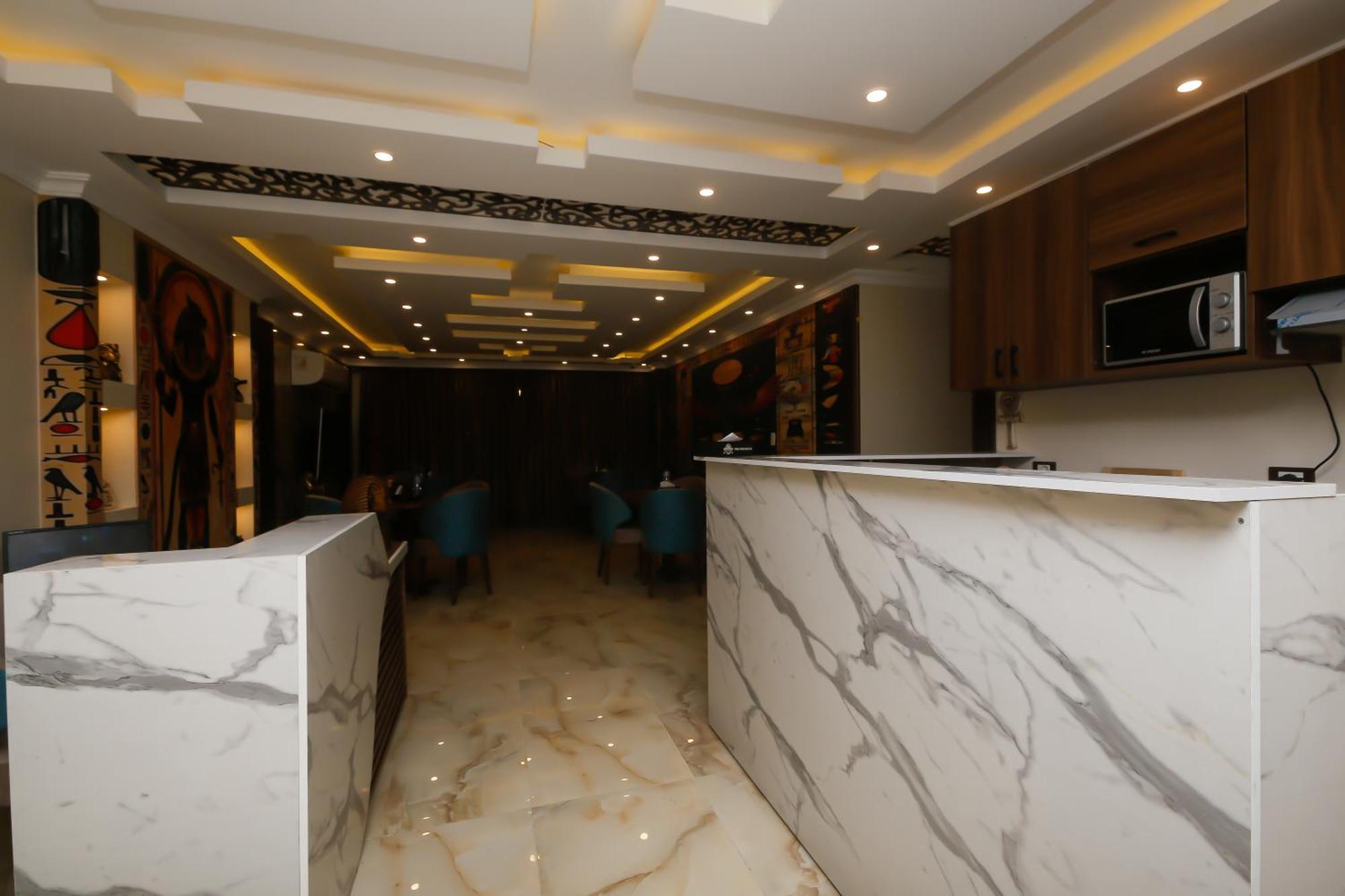 Bed and Breakfast Imperial Pyramids Heights View Nazlet el-Sîsi Esterno foto