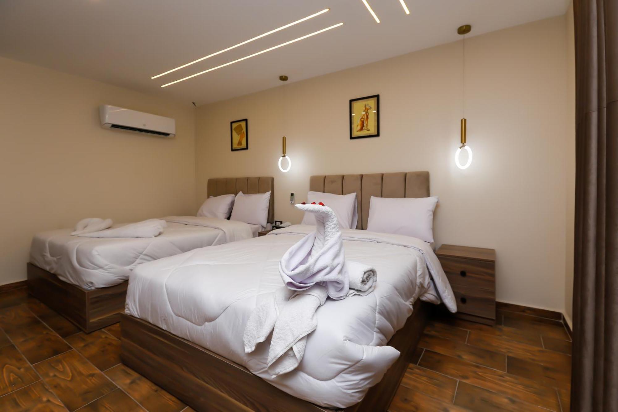 Bed and Breakfast Imperial Pyramids Heights View Nazlet el-Sîsi Esterno foto