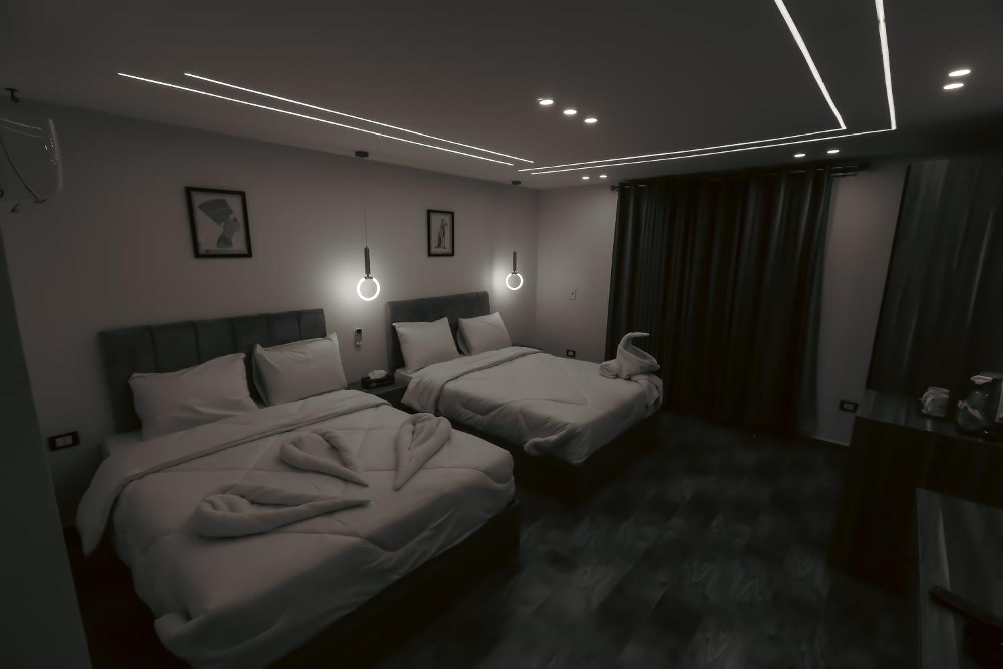 Bed and Breakfast Imperial Pyramids Heights View Nazlet el-Sîsi Esterno foto
