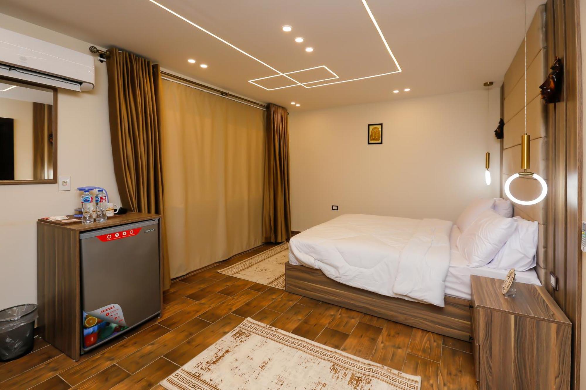 Bed and Breakfast Imperial Pyramids Heights View Nazlet el-Sîsi Esterno foto