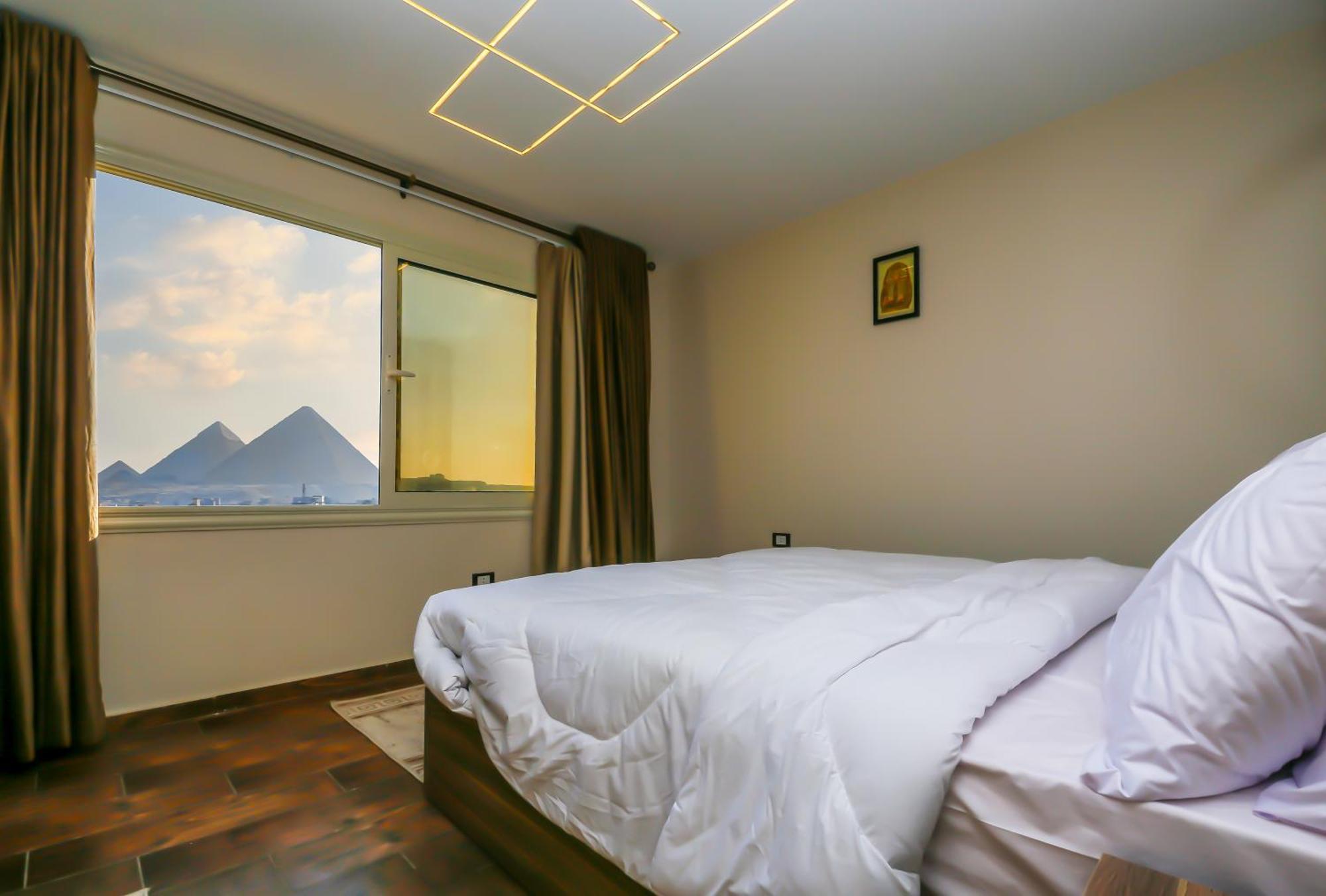 Bed and Breakfast Imperial Pyramids Heights View Nazlet el-Sîsi Esterno foto