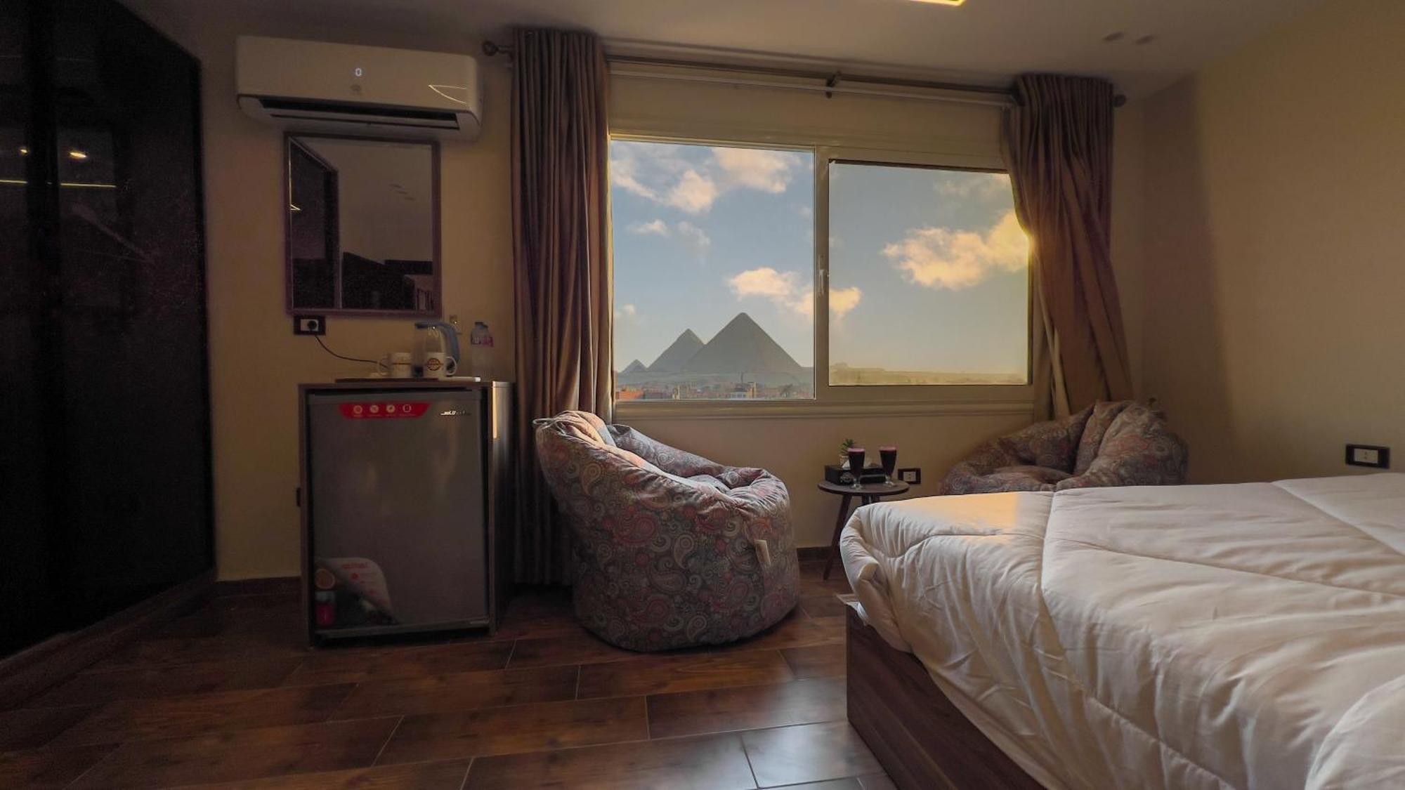 Bed and Breakfast Imperial Pyramids Heights View Nazlet el-Sîsi Esterno foto